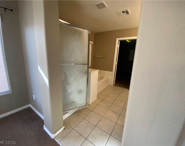 136 Temple Wood Court - Photo Thumbnail 15