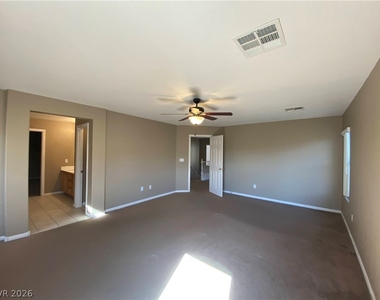 136 Temple Wood Court - Photo Thumbnail 38