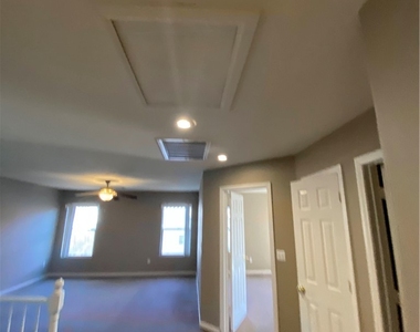 136 Temple Wood Court - Photo Thumbnail 17