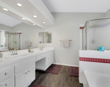 3921 Argent Star Court - Photo Thumbnail 21