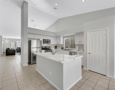 3921 Argent Star Court - Photo Thumbnail 11