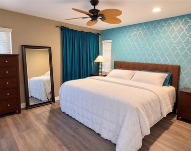 7466 Mariposa Grove Street - Photo Thumbnail 10