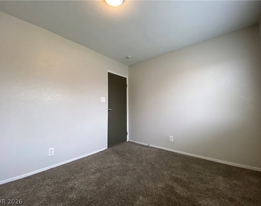 4765 Mohave Avenue - Photo Thumbnail 14