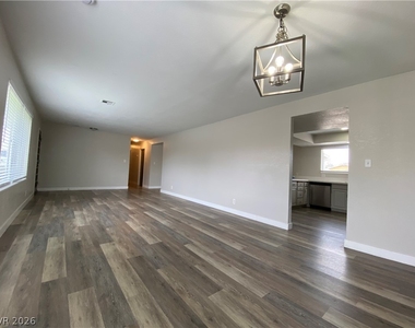 4765 Mohave Avenue - Photo Thumbnail 6