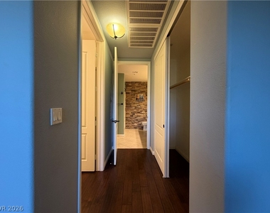 62 E Serene Avenue - Photo Thumbnail 8