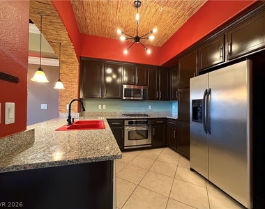 62 E Serene Avenue - Photo Thumbnail 2