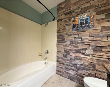 62 E Serene Avenue - Photo Thumbnail 11