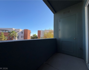 62 E Serene Avenue - Photo Thumbnail 12