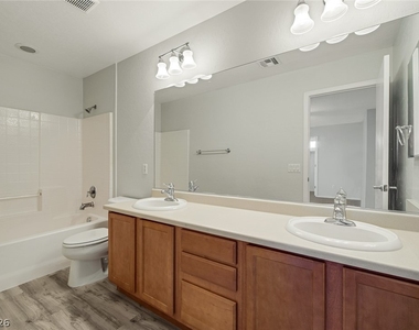 5244 Tipper Avenue - Photo Thumbnail 25