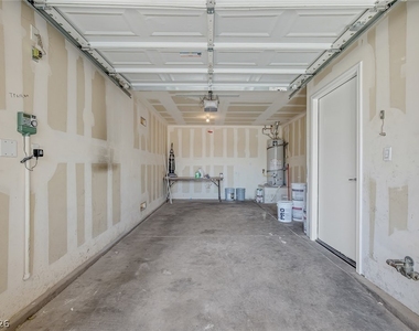 5244 Tipper Avenue - Photo Thumbnail 39