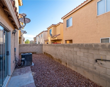 4052 Emerald Wood Street - Photo Thumbnail 24