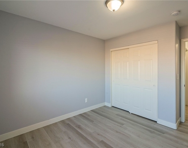 4052 Emerald Wood Street - Photo Thumbnail 18
