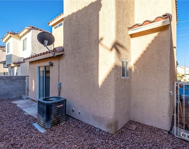 4052 Emerald Wood Street - Photo Thumbnail 26