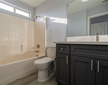 4052 Emerald Wood Street - Photo Thumbnail 16