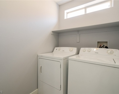 4052 Emerald Wood Street - Photo Thumbnail 22