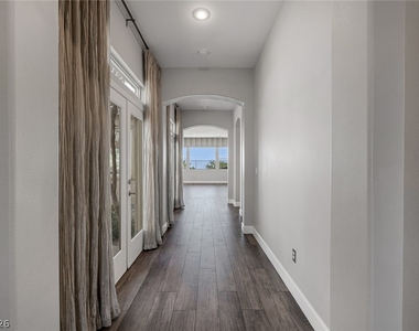 60 Chapman Heights Street - Photo Thumbnail 10