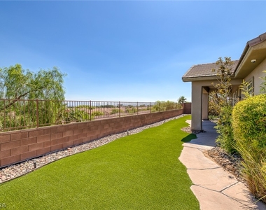 60 Chapman Heights Street - Photo Thumbnail 61