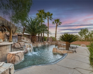 60 Chapman Heights Street - Photo Thumbnail 3