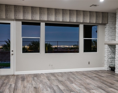 60 Chapman Heights Street - Photo Thumbnail 7