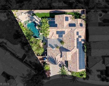 60 Chapman Heights Street - Photo Thumbnail 2
