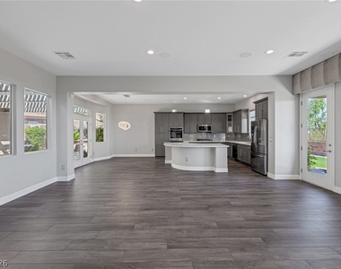 60 Chapman Heights Street - Photo Thumbnail 18