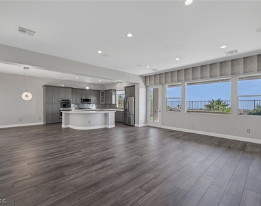 60 Chapman Heights Street - Photo Thumbnail 17
