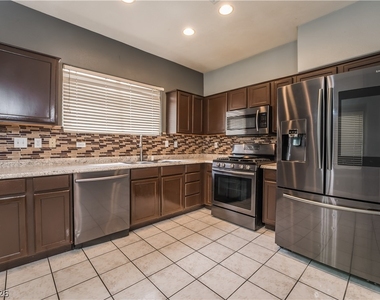 2462 Silver Blossom Lane - Photo Thumbnail 15