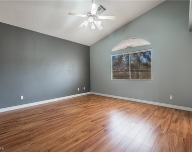 2462 Silver Blossom Lane - Photo Thumbnail 16