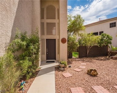2462 Silver Blossom Lane - Photo Thumbnail 5