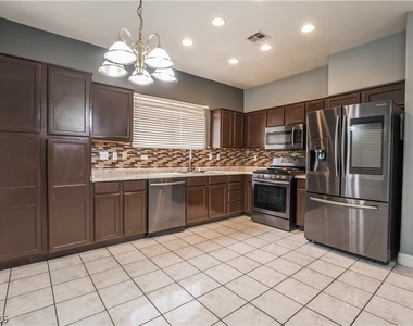 2462 Silver Blossom Lane - Photo Thumbnail 13