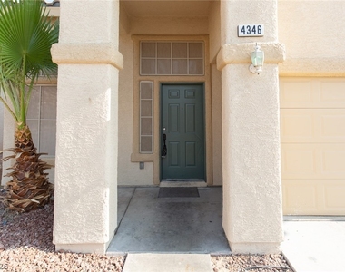 4346 Sunrise Shores Avenue - Photo Thumbnail 3