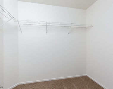 4346 Sunrise Shores Avenue - Photo Thumbnail 25