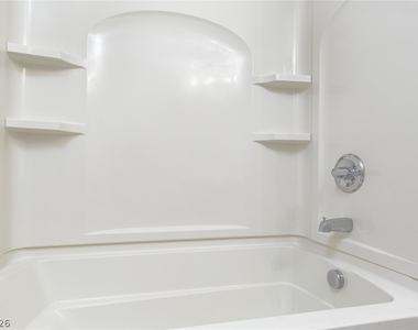 6255 W Arby Avenue - Photo Thumbnail 17