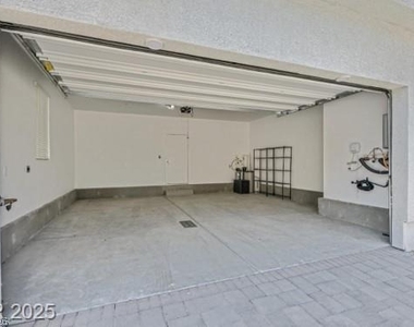 33 Newport Edge Place - Photo Thumbnail 18