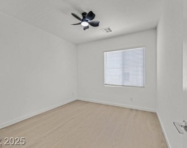33 Newport Edge Place - Photo Thumbnail 17