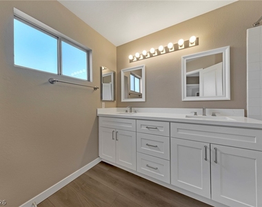 3158 Laurel Avenue - Photo Thumbnail 18