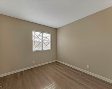 3158 Laurel Avenue - Photo Thumbnail 25