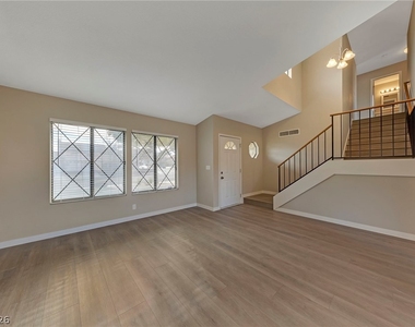 3158 Laurel Avenue - Photo Thumbnail 3