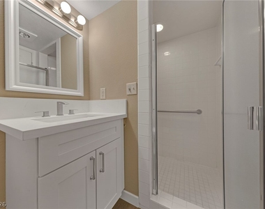 3158 Laurel Avenue - Photo Thumbnail 15