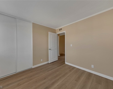 3158 Laurel Avenue - Photo Thumbnail 22