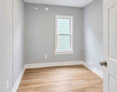 16 Pleasant Avenue - Photo Thumbnail 11