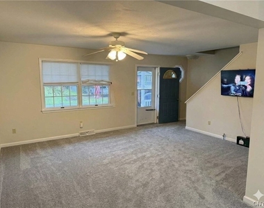 81 Downey Drive - Photo Thumbnail 5