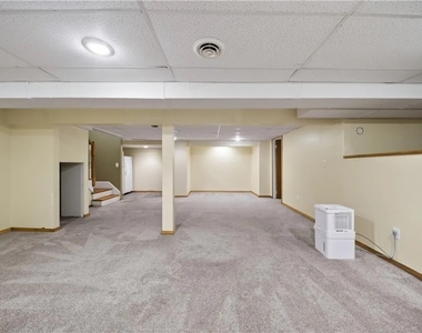 7554 Sugarwood Lane - Photo Thumbnail 27