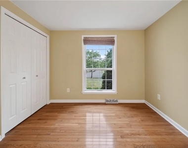 7554 Sugarwood Lane - Photo Thumbnail 20