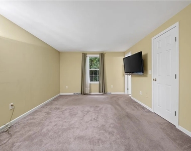 7554 Sugarwood Lane - Photo Thumbnail 14
