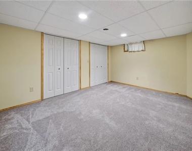 7554 Sugarwood Lane - Photo Thumbnail 35