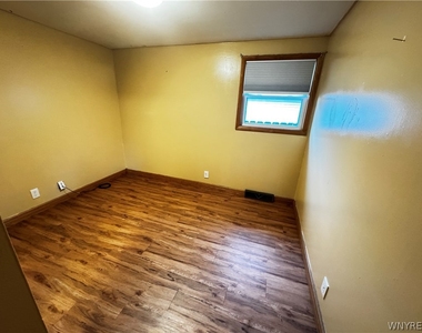 13 Satinwood Drive - Photo Thumbnail 9