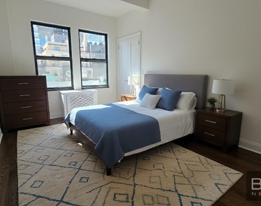 West 68th Street - Photo Thumbnail 9
