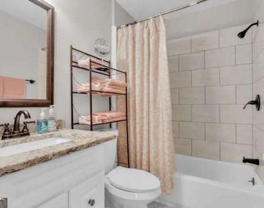 422 Plainville Drive Sw - Photo Thumbnail 8
