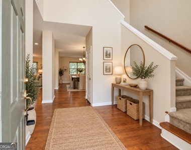 259 Shaw Drive - Photo Thumbnail 3